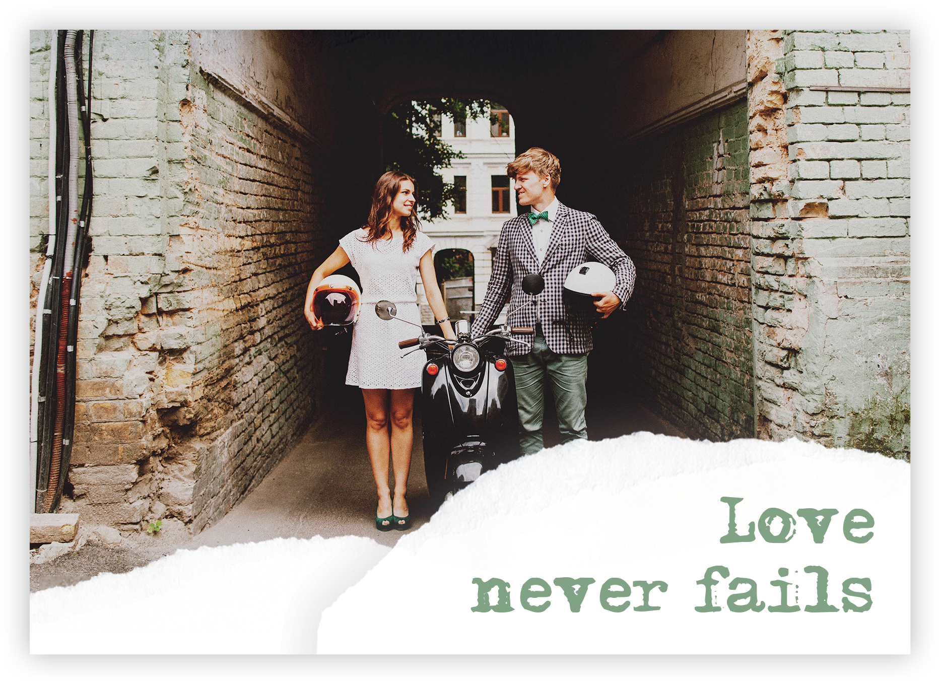Faltkarte – love never fails (Hochzeit) Faltkarte - Love never fails (Hochzeit)