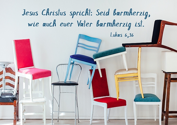 Postkarte - Seid barmherzig (Stühle) Postkarte - Seid barmherzig (Stühle)